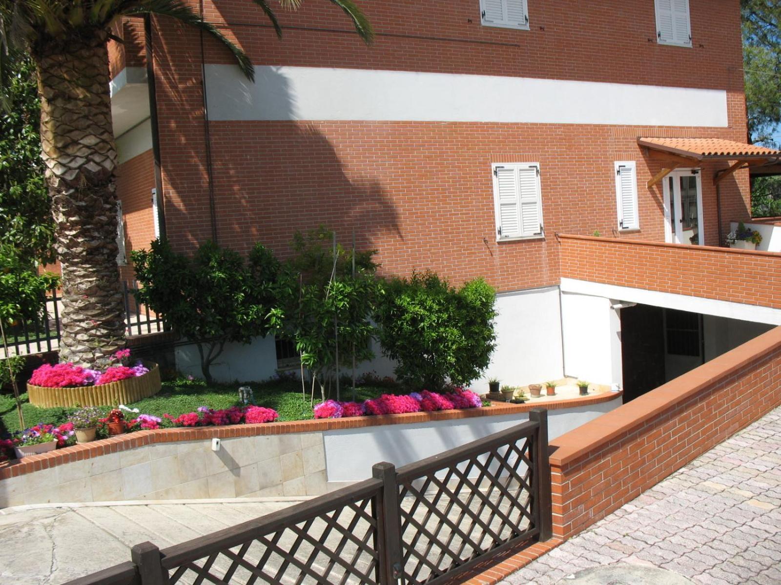 Bed & Breakfast Bompadre Чивитанова-Марке Экстерьер фото