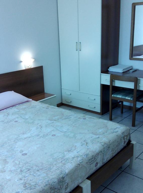 Bed & Breakfast Bompadre Чивитанова-Марке Экстерьер фото